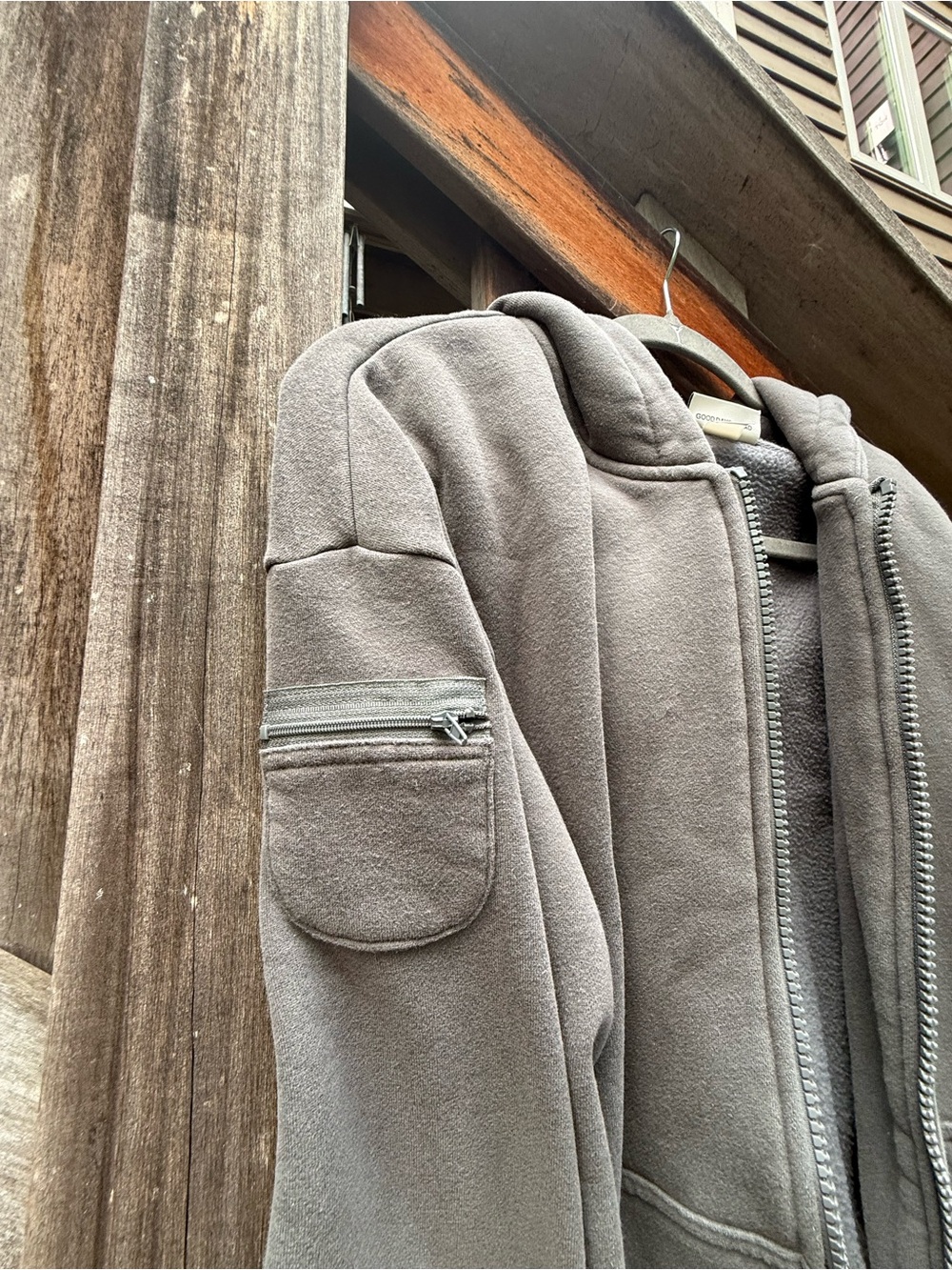 Comfrt Full Zip Airplane Hoodie - Picture 4 of 7